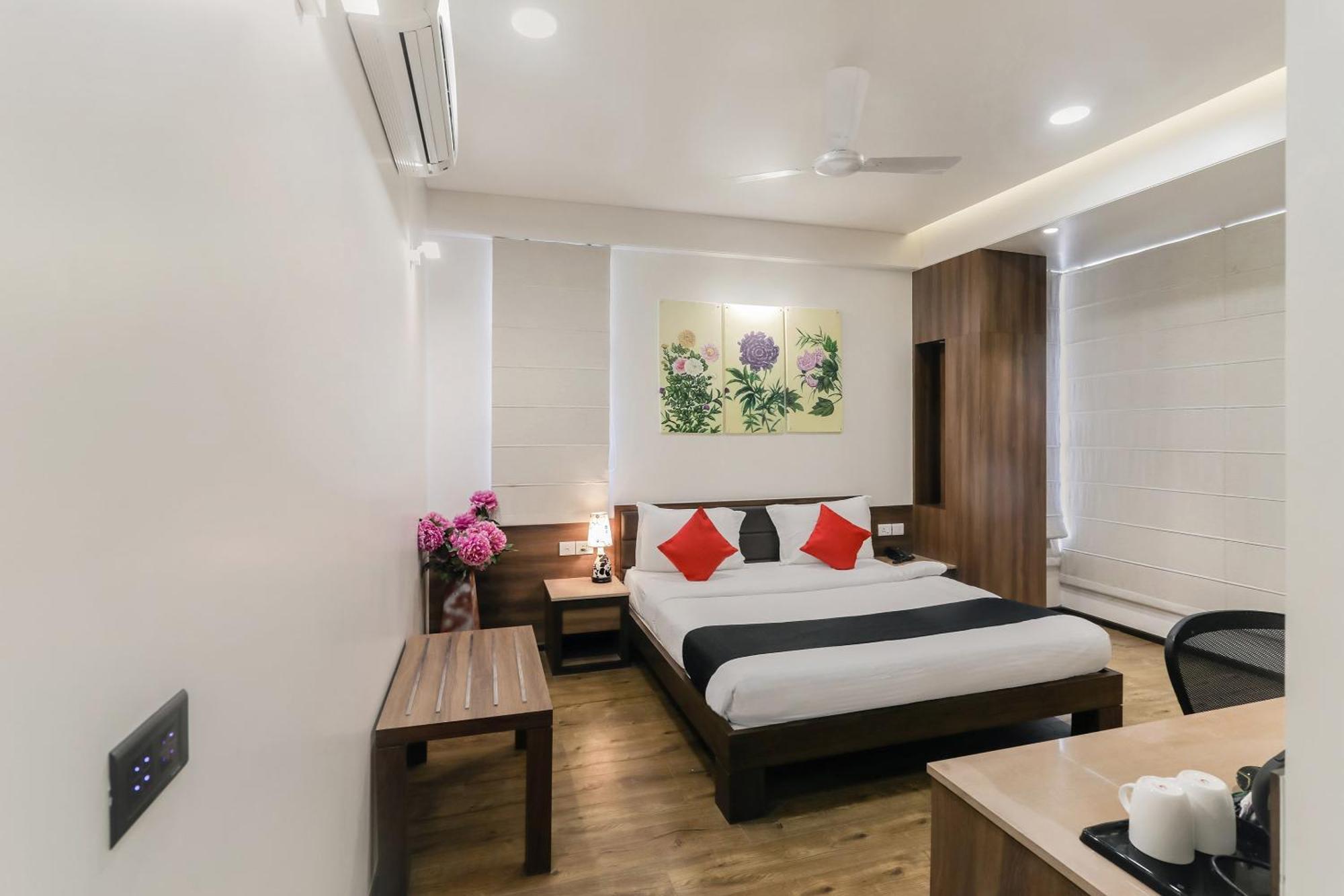 Fleur Hotel Jaipur Exterior photo